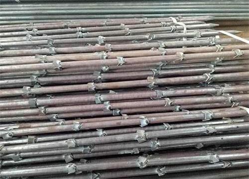 芦山隧道钢花管